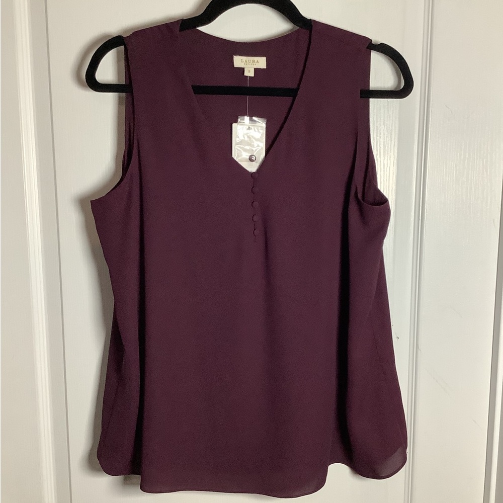 NWT Laura Petites chiffon tank top,with front buttons